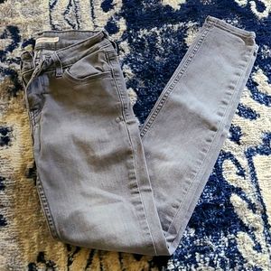 Levi 535 super skinny gray jeans size 25